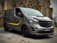 VAUXHALL VIVARO
