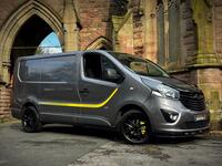 VAUXHALL VIVARO
