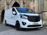 VAUXHALL VIVARO
