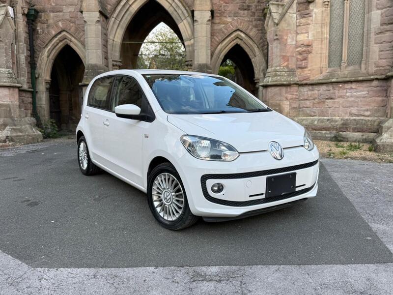 VOLKSWAGEN UP