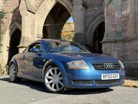 AUDI TT